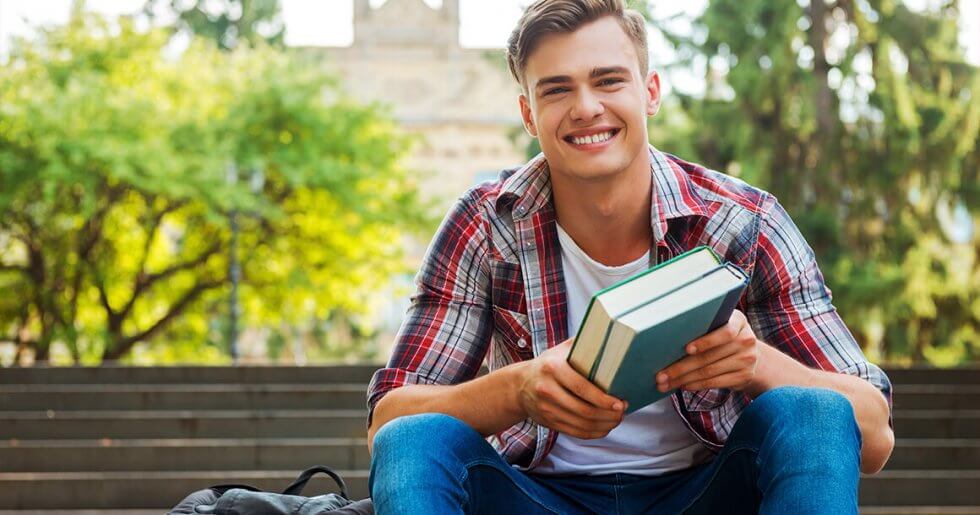 Students Have Enough Time To Enjoy the Summer Holidays Students Have Enough Time To Enjoy the Summer Holidays